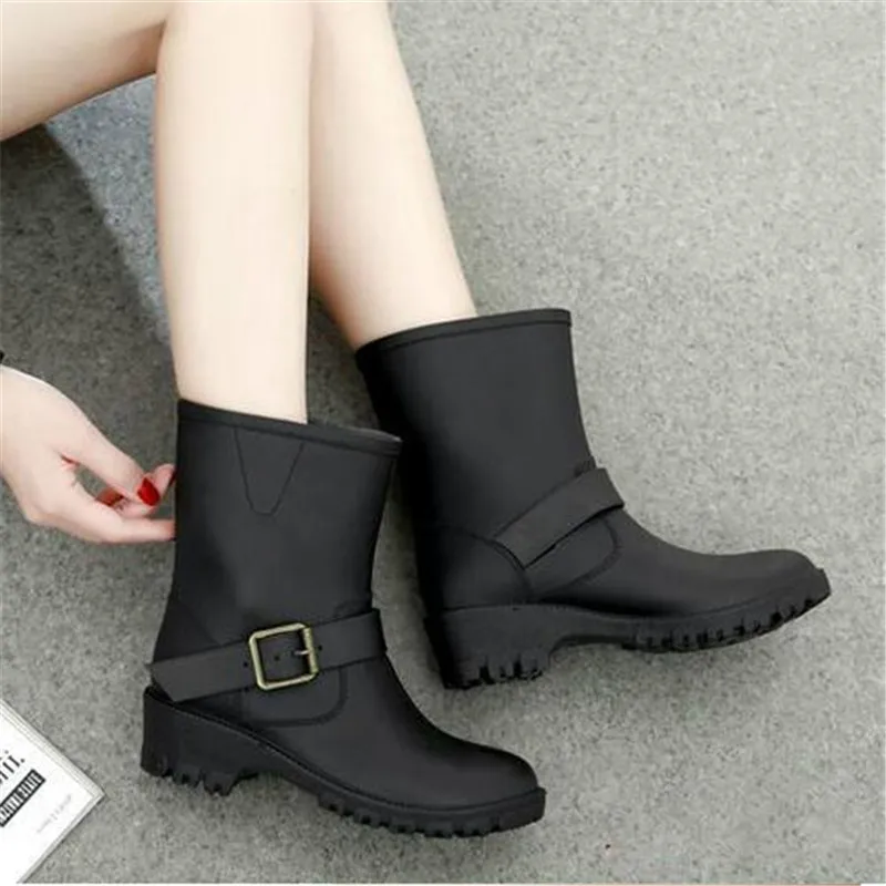 2017 Обувь Женщина Дождь Сапоги Сплошной Цвет Скольжения На Лодыжки Мартин
