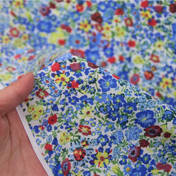 Светло-голубой мелкий бязь шелк и хлопковая ткань с цветами принт SCT392 | Дом сад