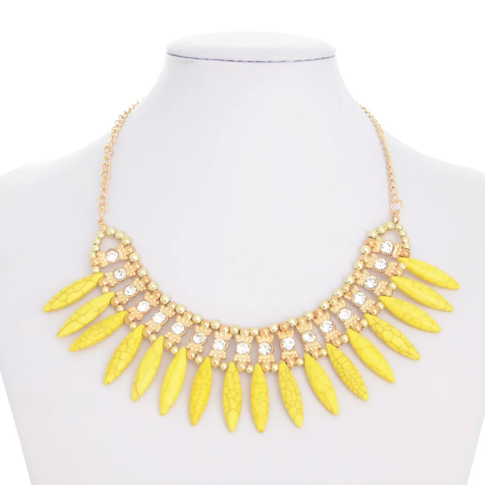 Горячая распродажа ожерелья Чокер с позолоченными подвесками в виде тессальских листьев Ювелирные изделия Бижутерия Простое высказывание.