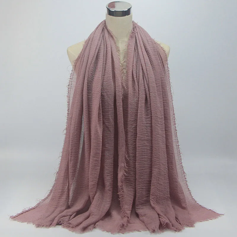29 NEW women bubble cotton solid color muslim head scarf shawls and wraps pashmina bandana female foulard crinkle hijab stores - Цвет: 29