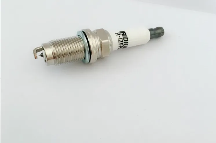 Горячие GKG иридиевая Свеча зажигания R IZFR6 4 шт для PZFR6R PZFR6H PZFR6F ZFR6TPP QC10PEPB RC8PMPA XC12PEPB