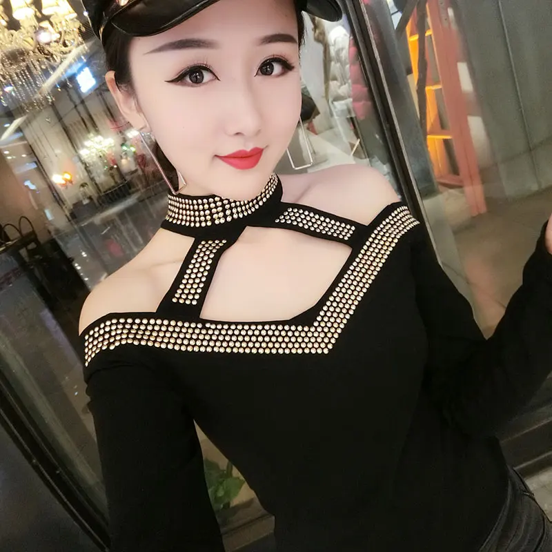 

T-shirt women long sleeve 2022 spring new fashion heavy work rivet Slim off shoulder bottoming tops tees