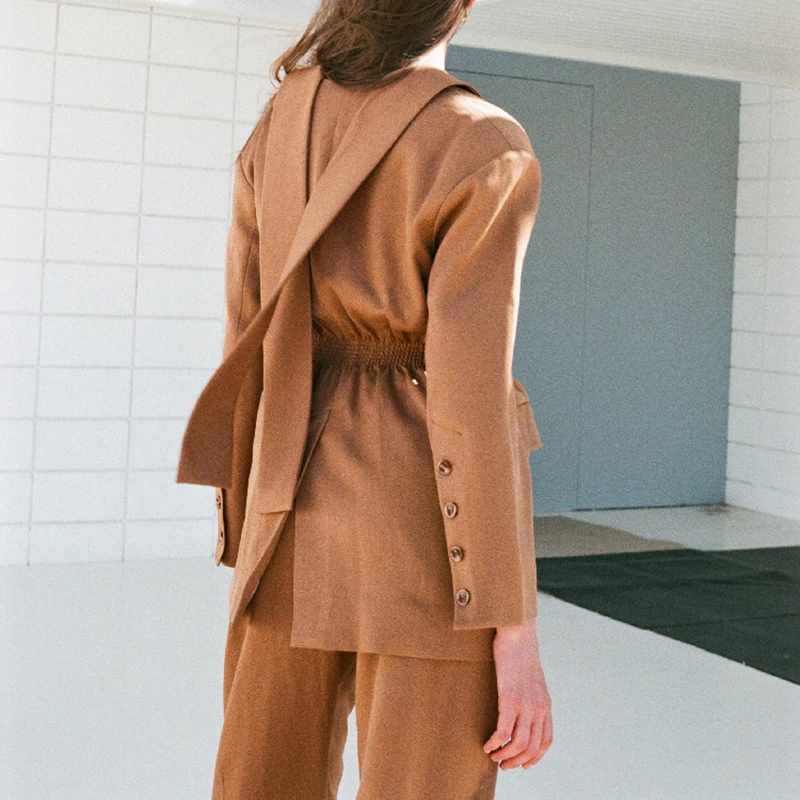 Женский однотонный Блейзер TWOTWINSTYLE черный блейзер с отложным воротником длинными