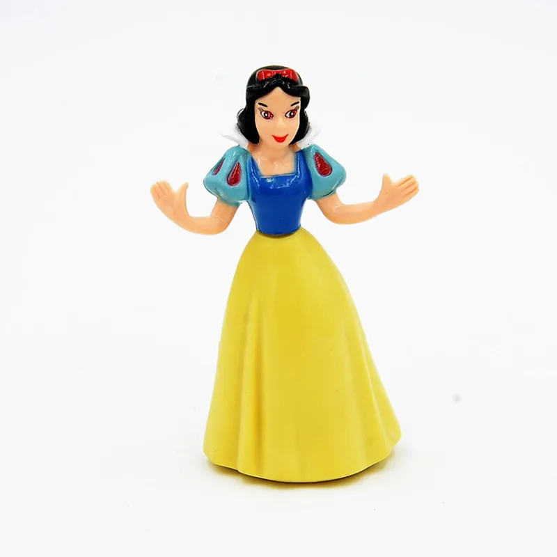 Набор игрушек из ПВХ "Принцессы: Белоснежка и семь гномов" в коллекции из 8 штук (3-8 см) от Disney для подарков детям.