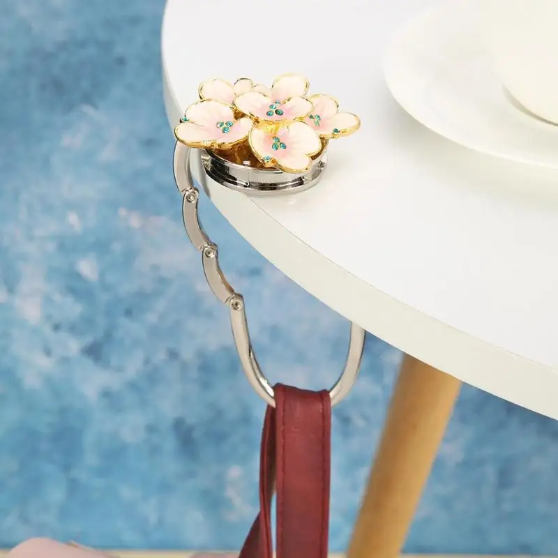 Flower Shape Metal Desk Table Hooks Folding Handbag Holder Bag Hook Purse Hanger Small and Delicate Easy to Carry Around | Дом и сад