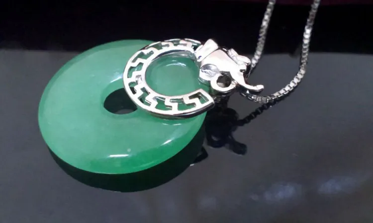 Женское ожерелье из серебра 925 пробы с натуральным зеленым камнем модные