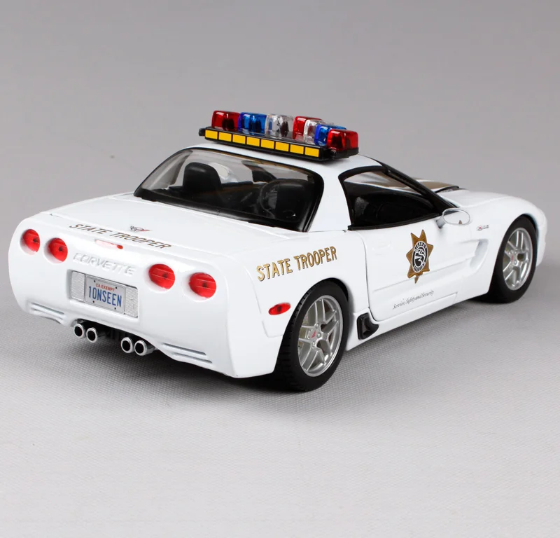 Белый автомобиль Maisto 1:18 corvette z06 литой под давлением драгоценный модель для сбора