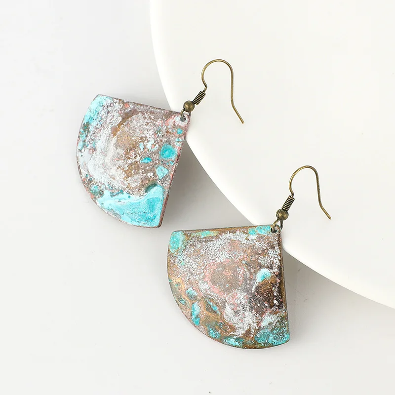 

New hot sale retro earrings fashion bohemian national wind pendant pendant earrings personality beach holiday holiday gift