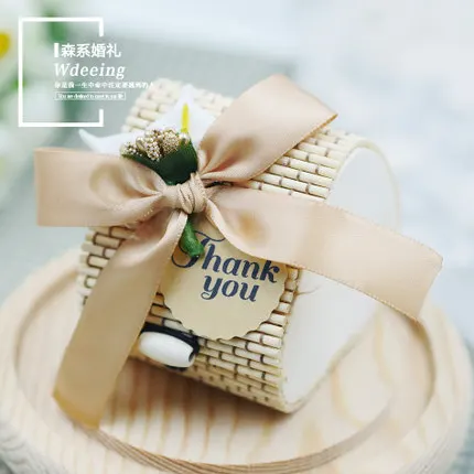 

36 x Europe Personalized Creative Love Heart Shape Bamboo Favor Boxes Wood Series Wedding Candy Package Box With Ribbon & Tag