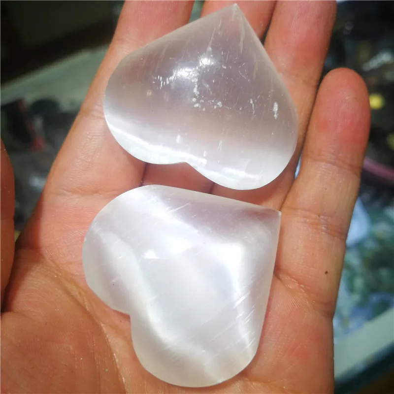 

2 pcs heart-shaped drop shipping Natural selenite gemstone heart reiki healing chakra gypsum stone Christmas gift for girlfriend