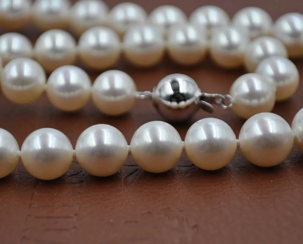 ?? 最高の Aaa 10 ミリメートルラウンドホワイト本物の真珠のネックレス G14K クラスプ