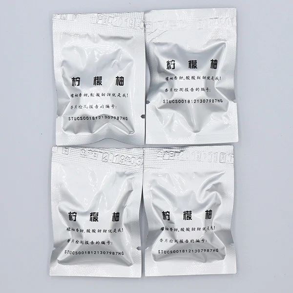 4pcs Lemon Smell Автомобильный аромадиффузор с запахом, встряхиванием крыльев, ангел, поросенок, автомобильный освежитель воздуха, ароматизатор, авто Декор, игрушки в автомобиле, аксессуары для интерьера - Название цвета: 4pcs Lemon Smell