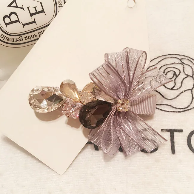 Заколка пряжка стразы для волос с маленьким свежим бантом заколка блестящие