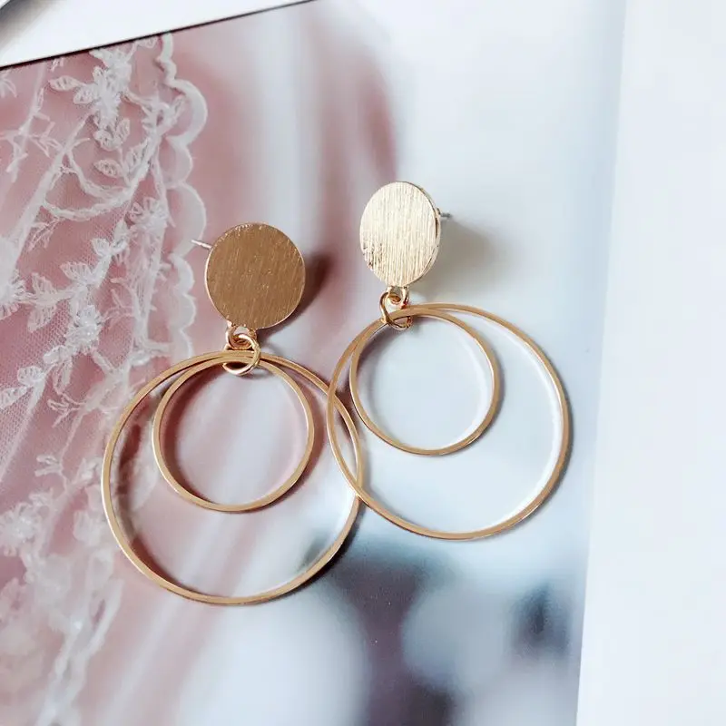 

New Cute Design Circle Round Charm Geometric Earring For Women