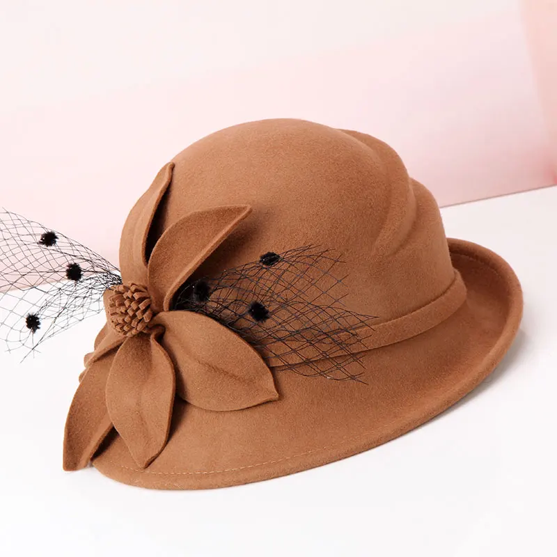 Camel Женская шерстяная шляпа Fedoras в британском ретро стиле для девочек; осенне-зимняя шерстяная шапка; женская элегантная шапка с украшением в виде цветка; шапка в рыбацком стиле; B-8938 - Цвет: Camel