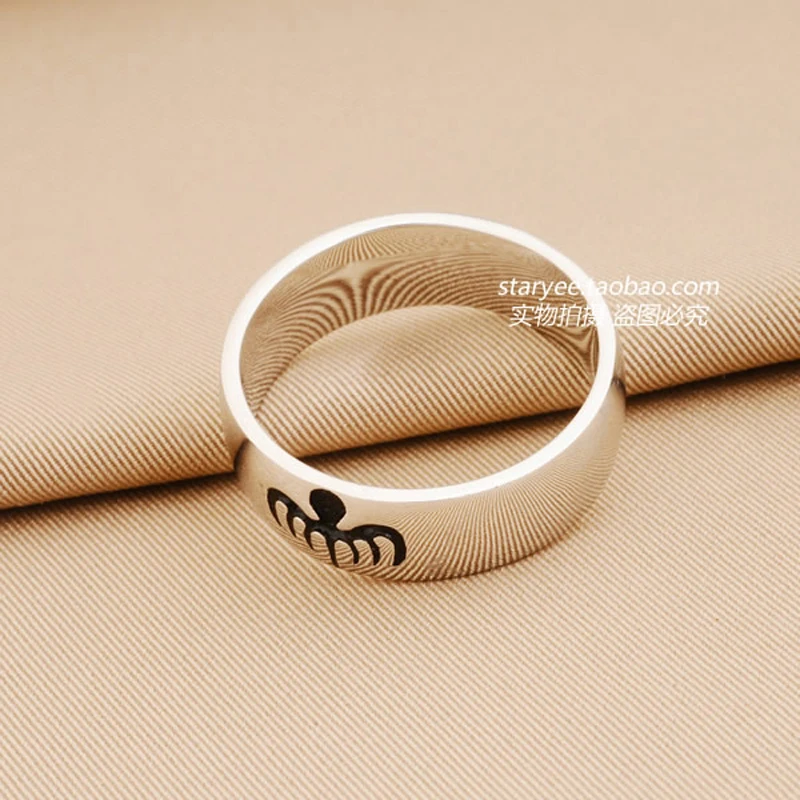 Оригинальное серебрянное кольцо высокого качества как у Джеймса Бонда. 925 проба