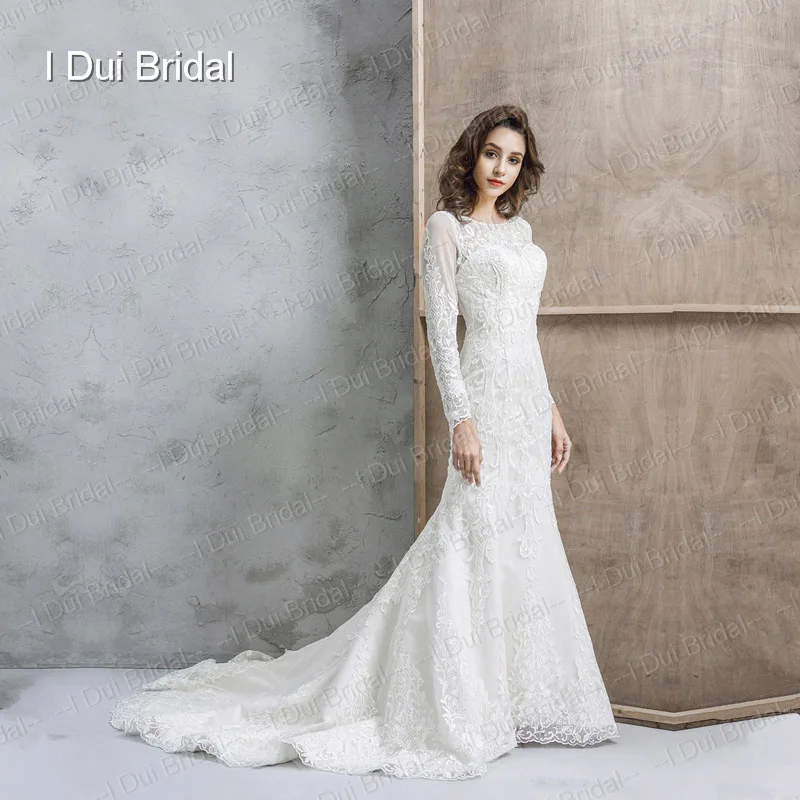 Long Sleeve Lace Wedding Dress Sheath High Quality Fabric and Design
