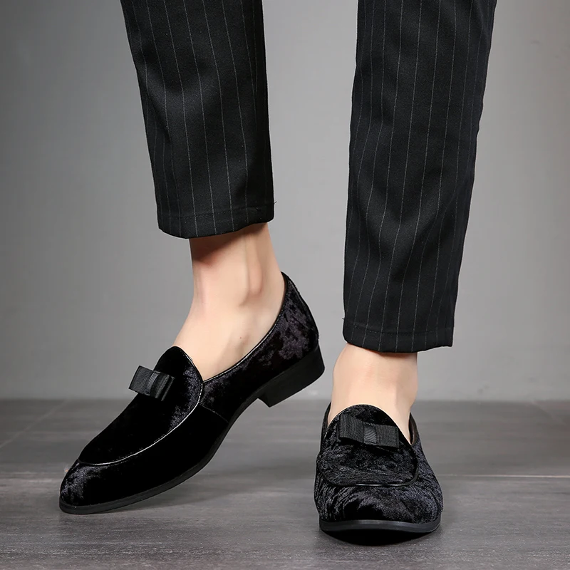 Yomior Flock Pointed Toe Men Leather Shoes New Dress Shoes Handmade Loafers Formal Shoes Business Suit Wedding Shoes Big Size