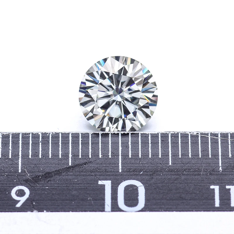 

good price round shape brilliant diamond cut 5.5mm IJ color loose moissanites for earrings