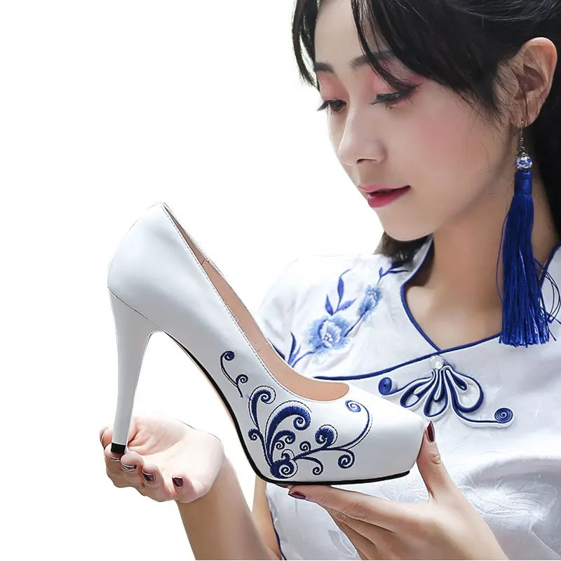 2018 летние женские модные туфли-лодочки из натуральной кожи на тонком высоком