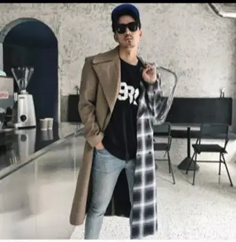 

2018 Original independent design show khaki Mosaic of blue and black plaid large windbreaker M-XL! High quality stage costumes