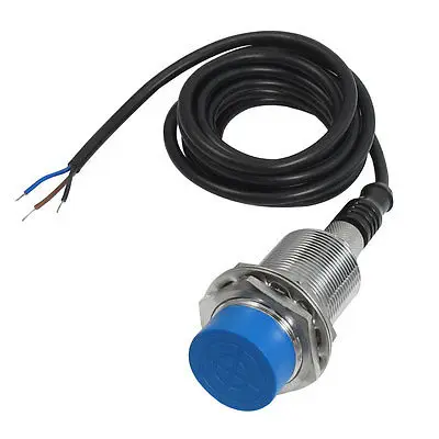LJ30A3-15-Z/BY-G 3-Wire DC 6-36V 200mA PNP NO 15mm Индуктивный бесконтактный переключатель |