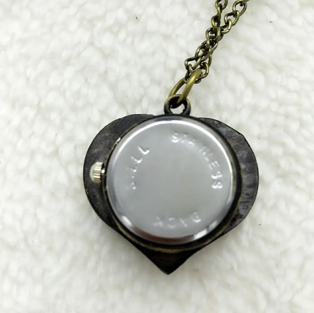 

Bronze skull Quartz Heart-shaped Pocket Watch Necklace Pendant Chain Womens Watches Gift For Valentine's Day 10pcs P54