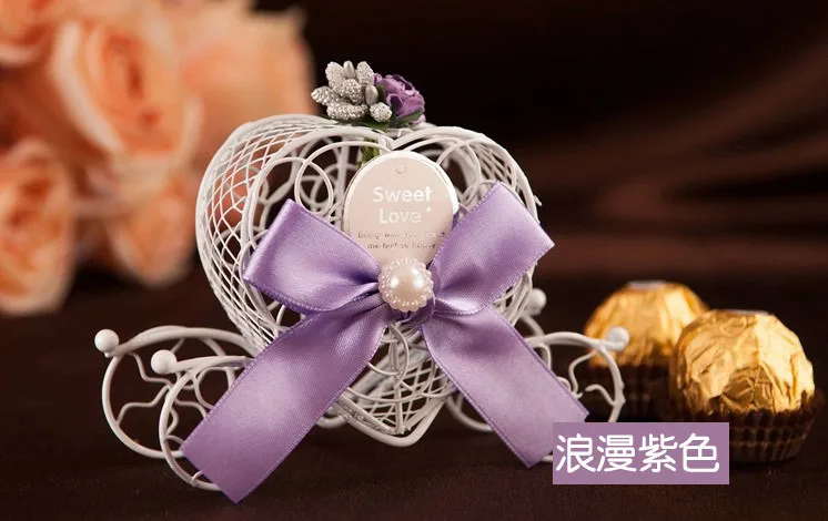 Бесплатная доставка белая Свадебная коробка для шоколада железная каретка