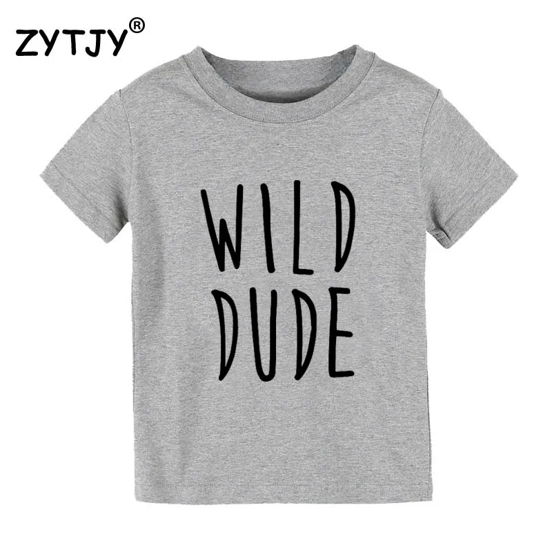 Детская футболка с надписью Wild Dude для мальчиков и девочек одежда малышей