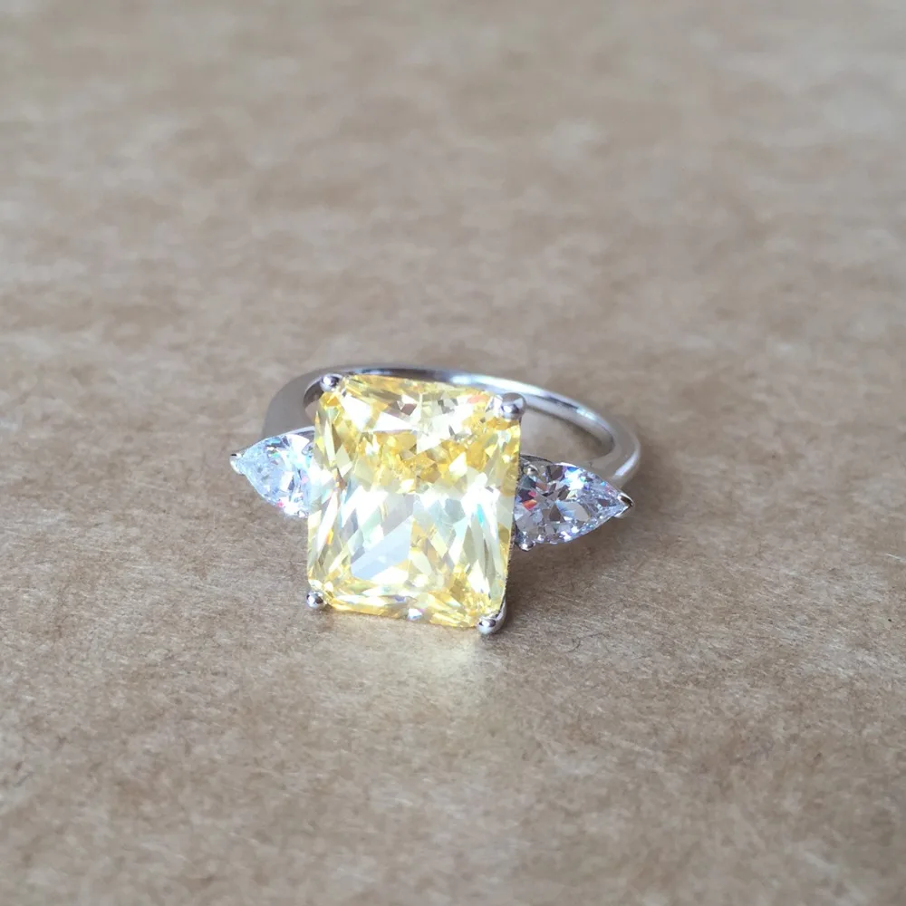 Женское Обручальное кольцо с фианитом серебряное и камнем|ring jewelry|engagement wedding