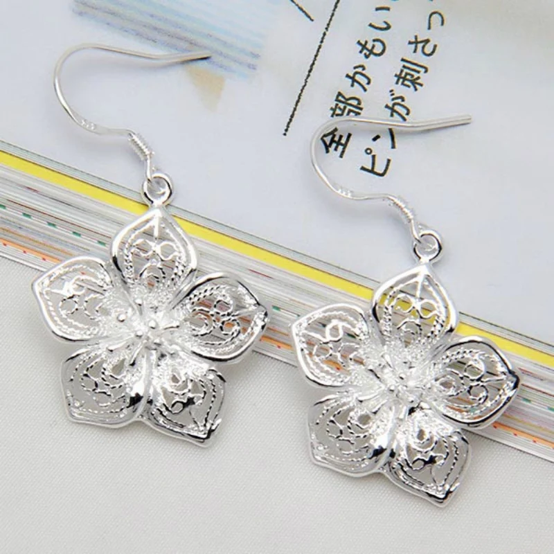 1Pair Women Ladies Elegant Sweet Hollow Jewelry Sakura Flower Earrings Girls Silver Stud | Украшения и аксессуары
