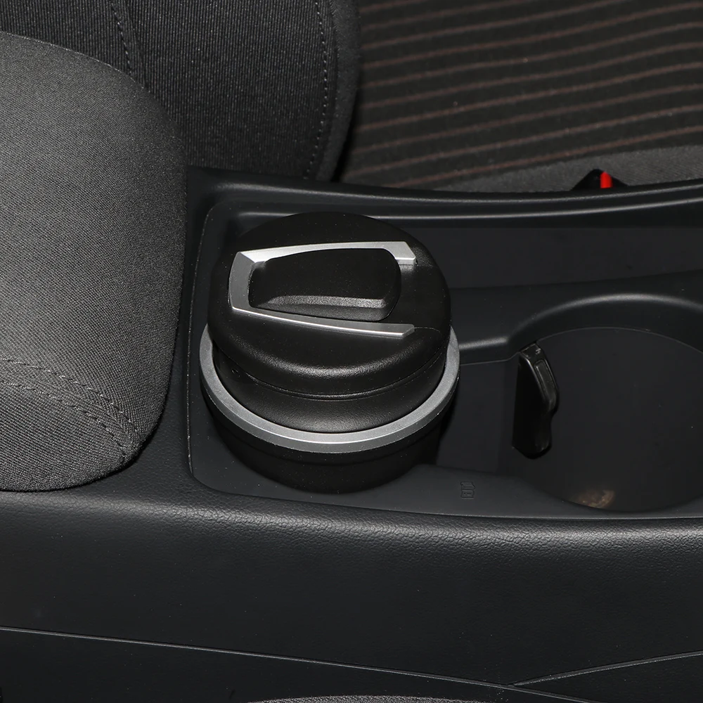 Стайлинга автомобилей пепельницы для авто синий светодиодный светильник Skoda Fabia 2