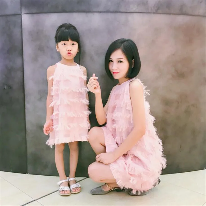 Weoneit/одинаковые комплекты для семьи летнее платье без рукавов с кисточками цвет