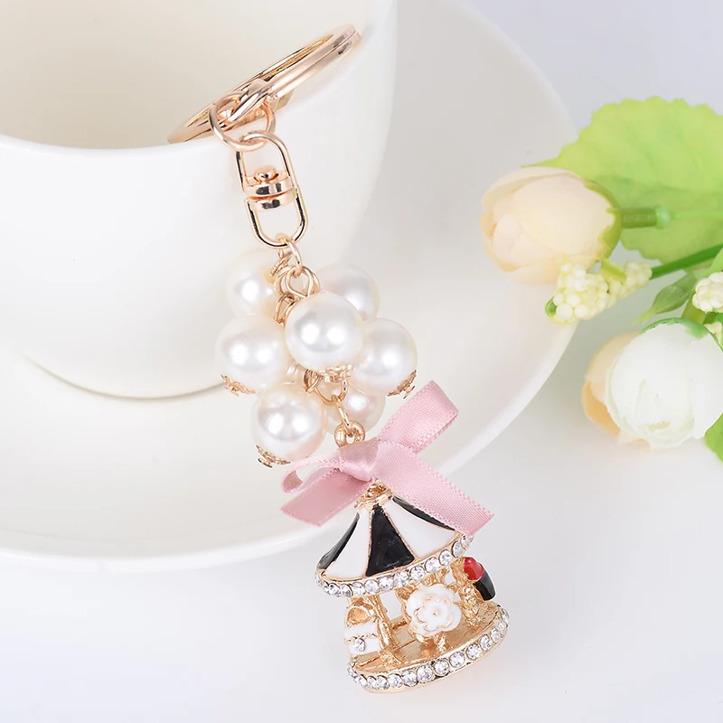 

Beadsland pearl carrousel keychain hot selling cute romantic women keychain handbag car key accessory women girls delicate gift