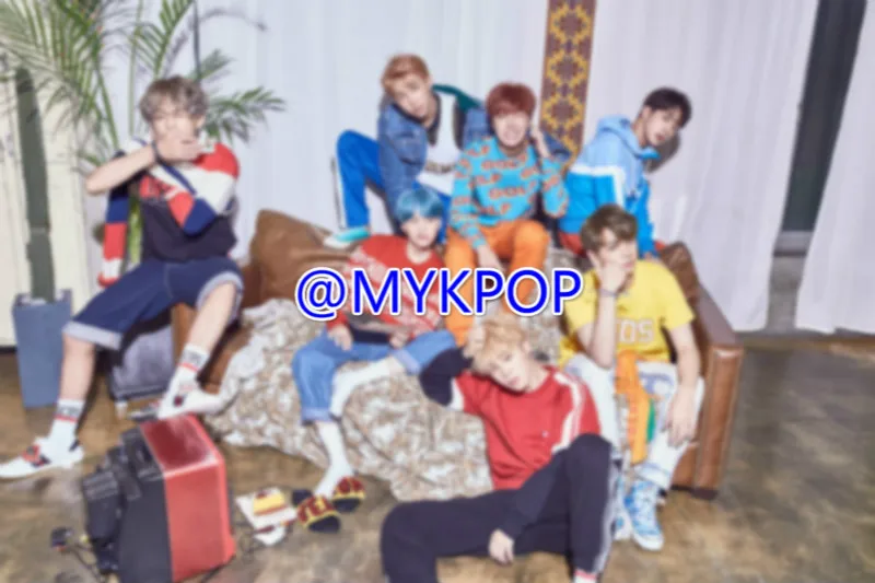[MYKPOP]~ Официальный~ Heat KPOP набор альбомов: LOVE YOURSELF/HER, CD+ Буклет+ почтовая карта+ наклейка KPOP Item SA19022001