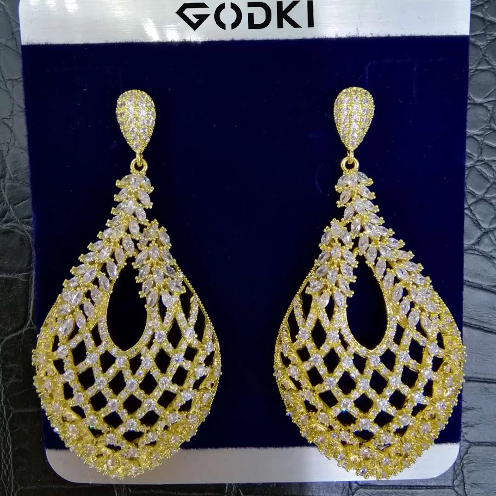 Женские длинные серьги GODKI Золотые с каплями воды из кубического циркония для