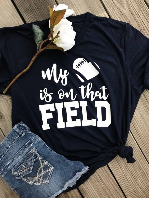 Футболка с надписью My Heart is on that field хипстерская сердцем подарок для мамы