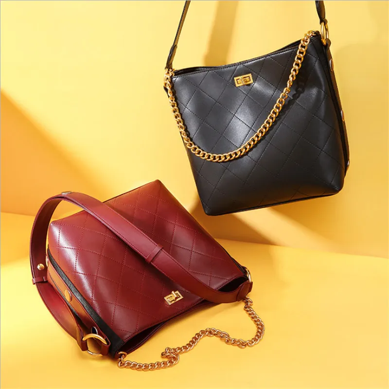 ALAVCHNVA original design new ladies small fragrance style fashion shoulder slung leather sub-package 1069 | Багаж и сумки