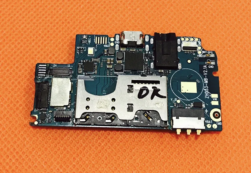 

Б/у оригинальная материнская плата 512M RAM + 8G ROM материнская плата для Oeina XP7700 MTK6580 четырехъядерный 4,5 "Бесплатная доставка