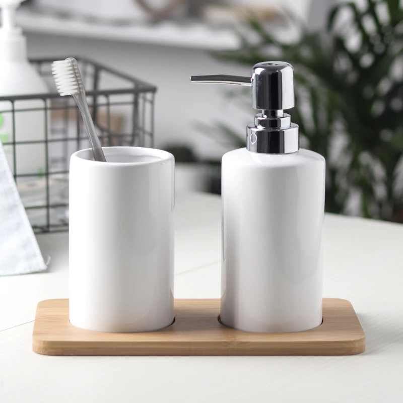 Набор аксессуаров для ванной комнаты из 3 предметов простой керамический дозатор