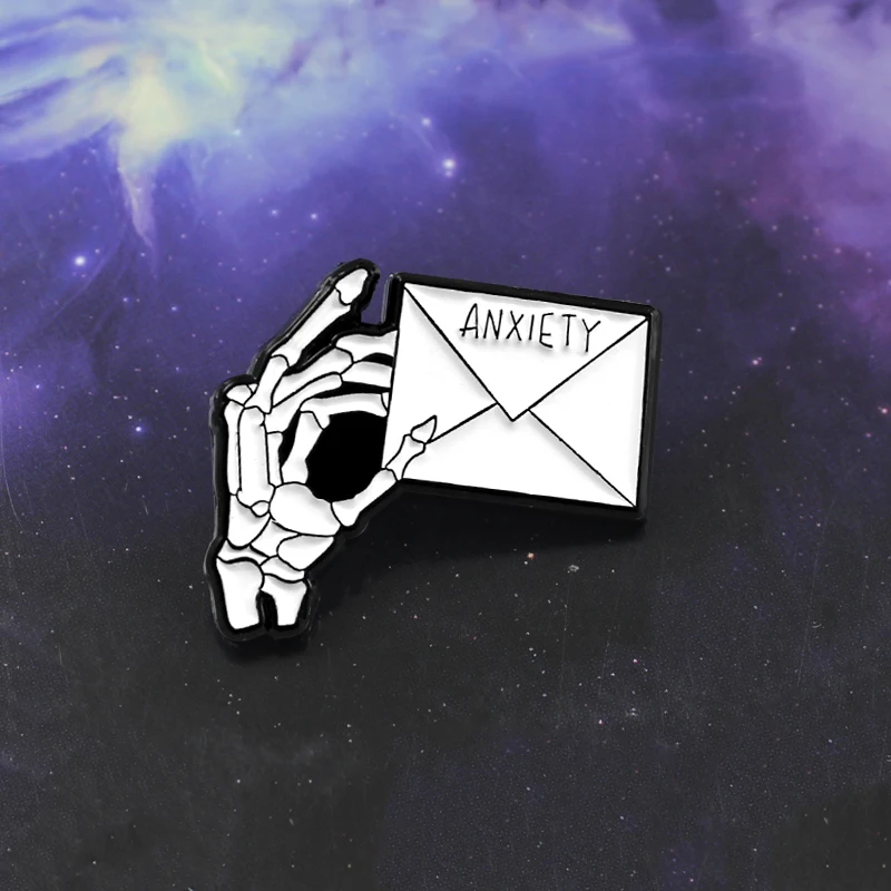 Новинка Готический стиль Скелет руки брошь в форме буквы R. Я. П. Необычный конверт