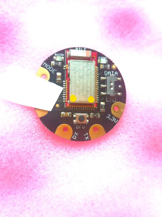 

Spot 2487 Flora Wearable Bluefruit LE Module nrf51822