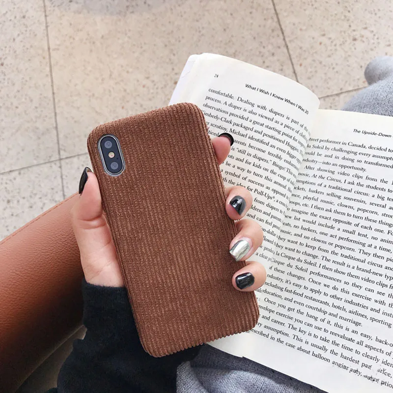 Brown Зимние вельветовые ткань телефон чехол для iPhone X XR XS Max чехол для iPhone 6, 6 s, 7, 8plus, 11 Pro Max чехол теплые розового, коричневого цвета - Цвет: Brown