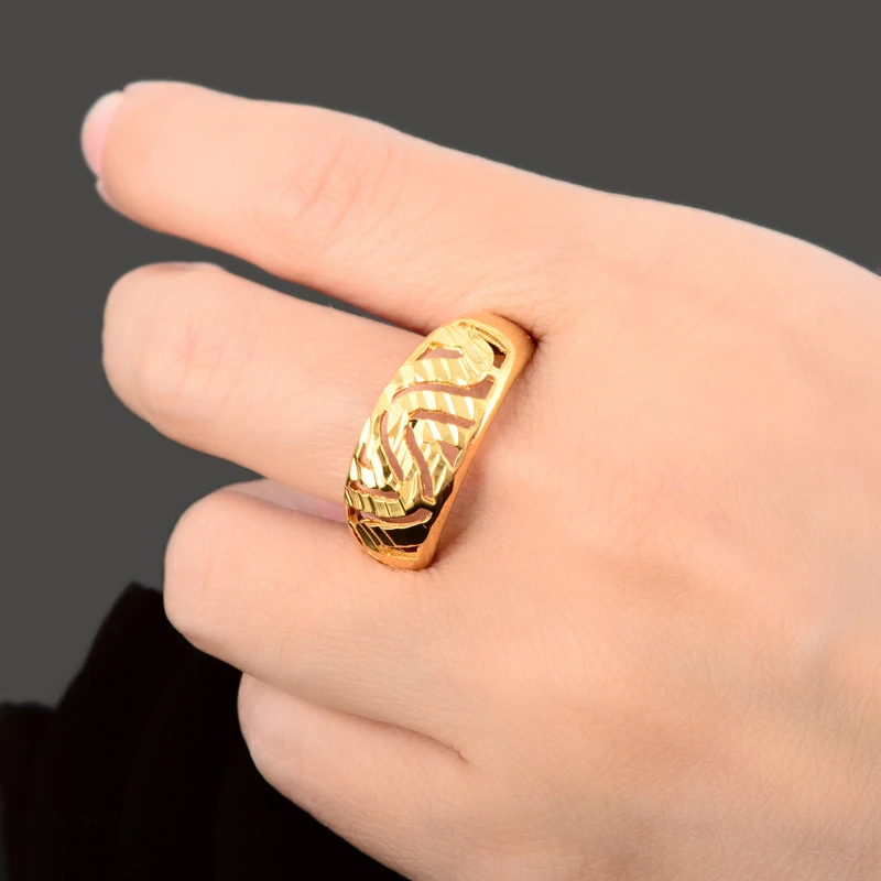 Женское кольцо в стиле ретро простое модное Золотое с вакуумным покрытием для