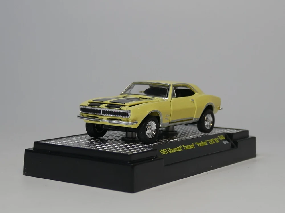 M2 1:64 Chevro let Camaro Panther Z/28 сплав игрушки для детей литая под давлением модель