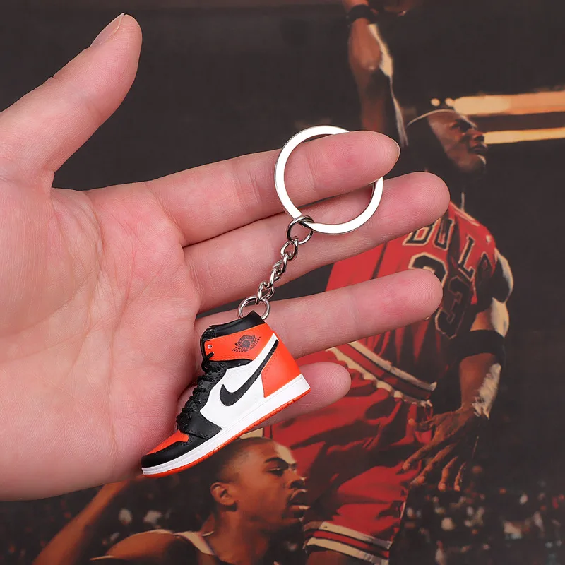 one shoe keychain Дропшиппинг aj1 offwhite Chicago Unc брелок в виде кроссовка Air Jordan 1 3D мини-кроссовки, закрытая спортивная обувь брелок в виде кроссовка s - Цвет: one shoe keychain
