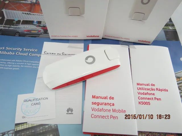 Huawei VODAFONE K5005 Mobile Broadband USB STICK Dongle LTE 4G e398