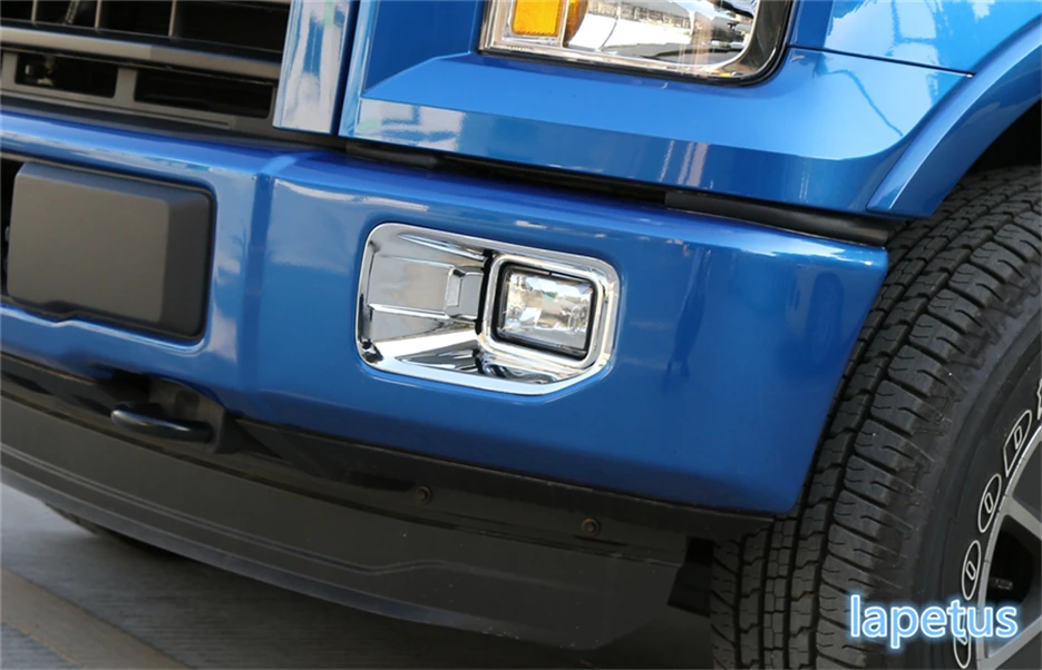 

Lapetus Front Head Fog Lights Lamp Foglight Eyelid Decoration Frame Cover Trim 2 Pcs / Set Fit For Ford F150 2015 2016 2017 ABS