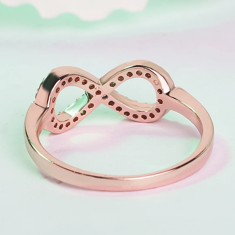 Женское кольцо FINDYOU Infinite love классическое из розового золота с кубическим