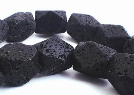 Бисер с подвеской из вулкана 1 нитка натуральный вулканический камень 15x20 мм